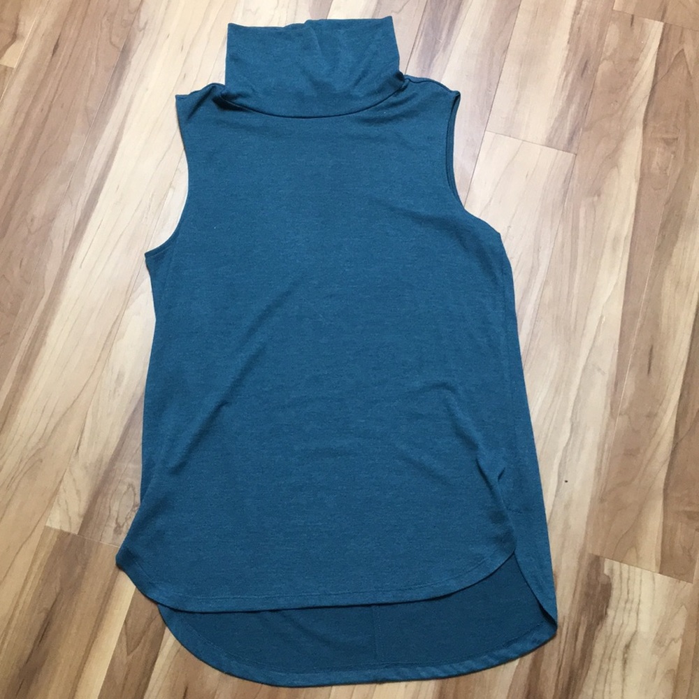 Loft turtleneck tunic